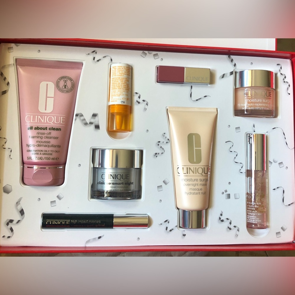 Brand New, Unopened, Unused Merry Clinique Gift Set. $253 Value. Great Gift Idea